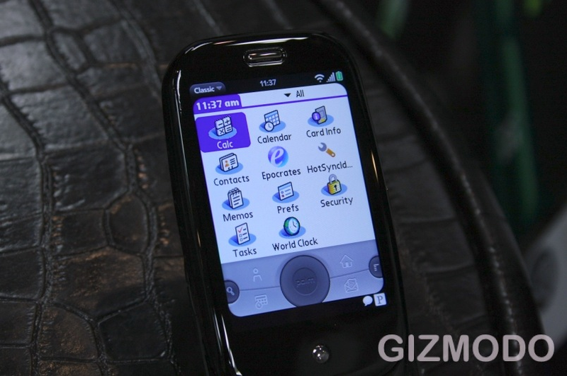 Illustration for article titled Palm Pre's First Apps Hands On: Seriously Good-Looking Programs